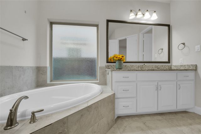 1011 Prairie Ridge Lane, Arlington, TX 76005