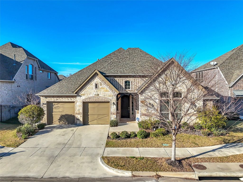 1011 Prairie Ridge Lane, Arlington, TX 76005
