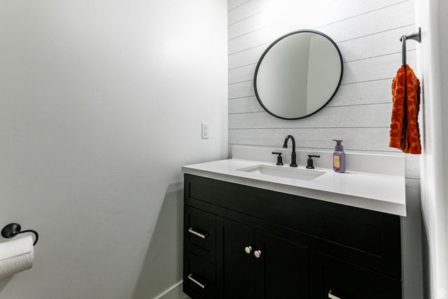 4819 E BREEZY PATCH RD, Eagle Mountain, UT 84005