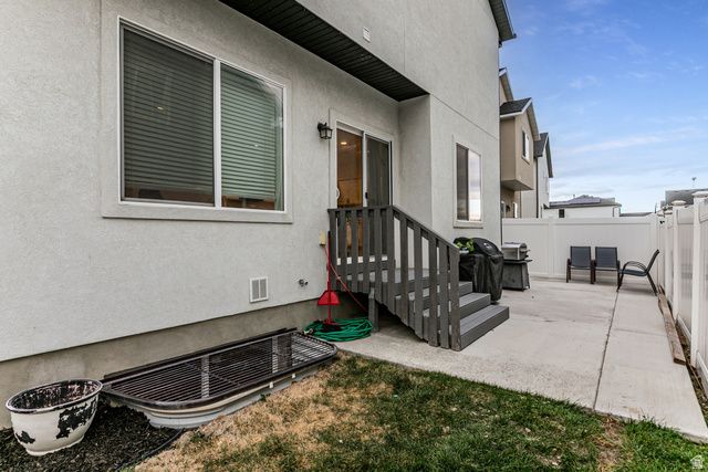 4819 E BREEZY PATCH RD, Eagle Mountain, UT 84005