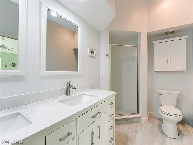 10701 Halfmoon Shoal RD 204, Estero, FL 34135