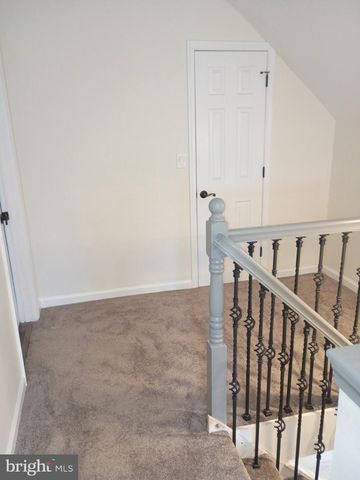 9240 CONVENT AVE, Philadelphia, PA 19114