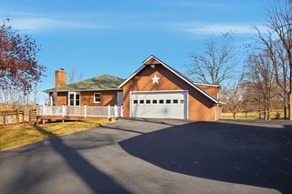 141 LORI LN, Churchville, VA 24421