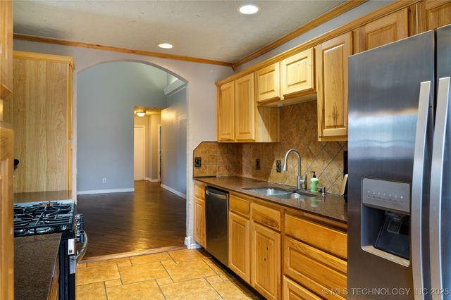 428 W 113th Street S, Jenks, OK 74037