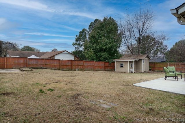 428 W 113th Street S, Jenks, OK 74037