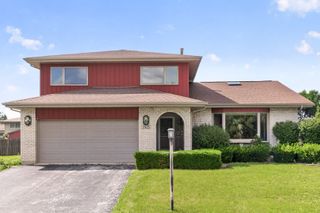 7622 W Lakeside Drive, Frankfort, IL 60423