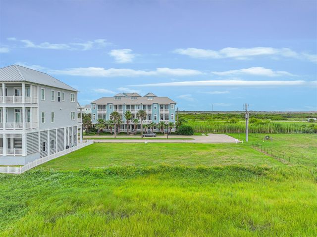 1833 Seaside Drive, Galveston, TX 77550