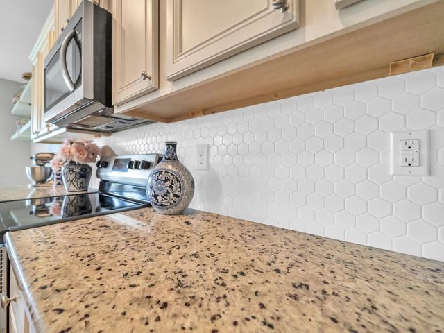 3527 Turquoise Drive, Navarre, FL 32566