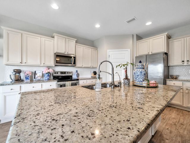 3527 Turquoise Drive, Navarre, FL 32566