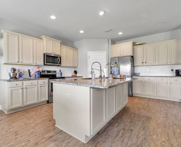 3527 Turquoise Drive, Navarre, FL 32566
