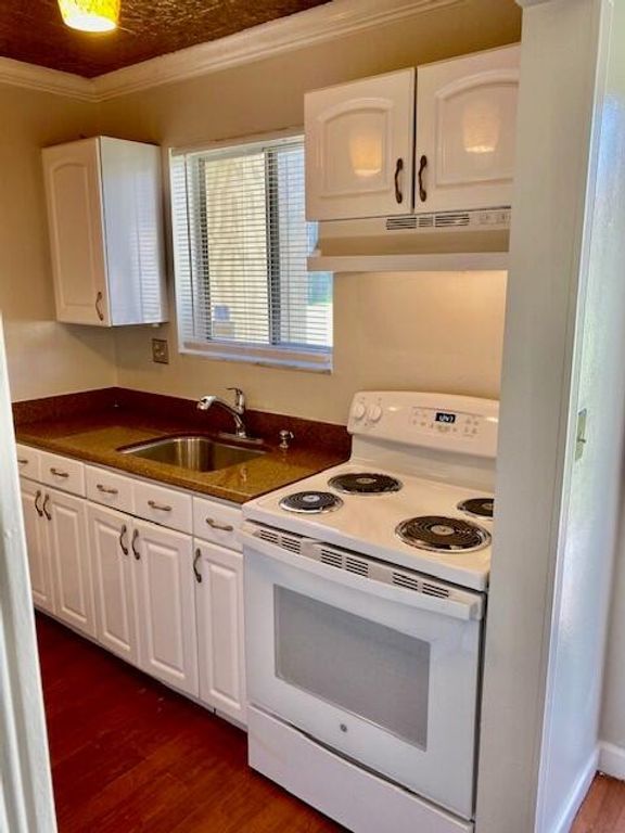 6112 Forest Hill Boulevard 101, West Palm Beach, FL 33415