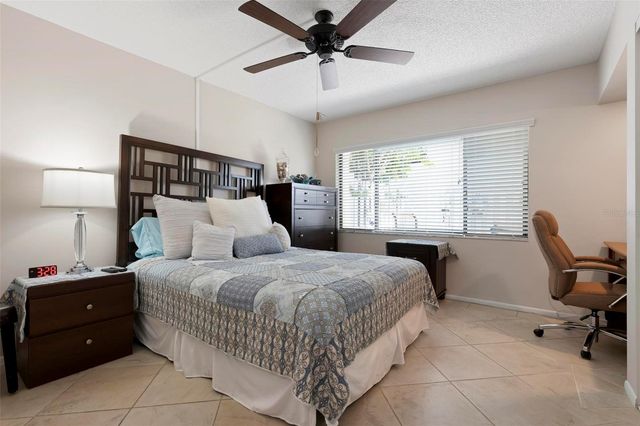 6703 MIDNIGHT PASS ROAD 101, Sarasota, FL 34242