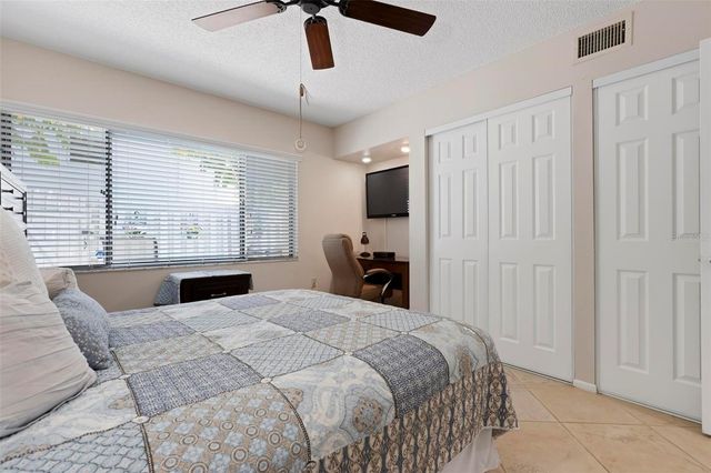 6703 MIDNIGHT PASS ROAD 101, Sarasota, FL 34242