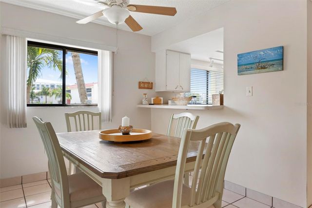 6703 MIDNIGHT PASS ROAD 101, Sarasota, FL 34242