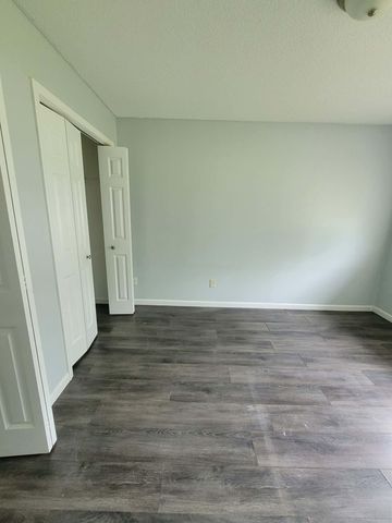 8225 June Avenue N, Brooklyn Park, MN 55443