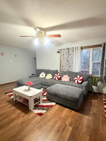 8225 June Avenue N, Brooklyn Park, MN 55443
