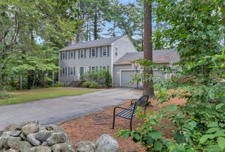 8 Essex Street, Mansfield, MA 02048