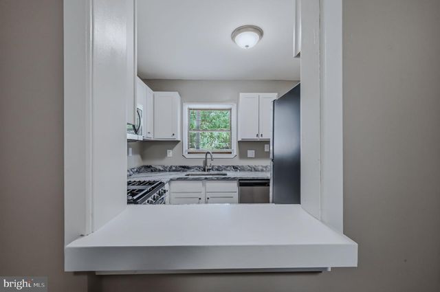 703 E 9TH ST, Wilmington, DE 19801