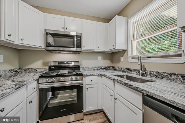 703 E 9TH ST, Wilmington, DE 19801