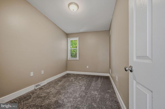 703 E 9TH ST, Wilmington, DE 19801