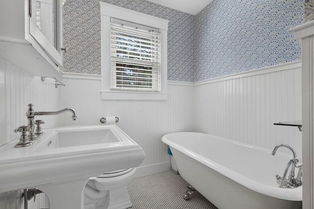 10 Hazel Street, Milton, MA 02186