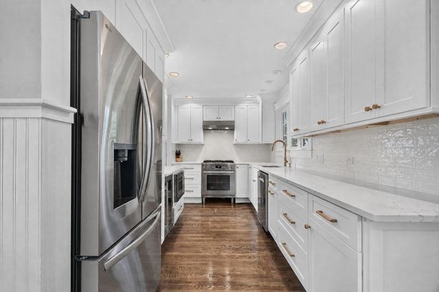 10 Hazel Street, Milton, MA 02186