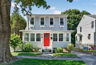 10 Hazel Street, Milton, MA 02186