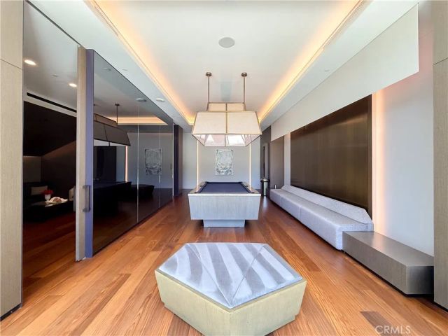 889 Francisco 2502, Los Angeles, CA 90017