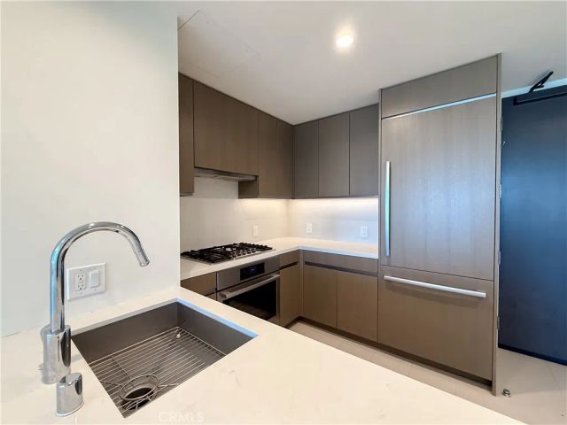 889 Francisco 2502, Los Angeles, CA 90017