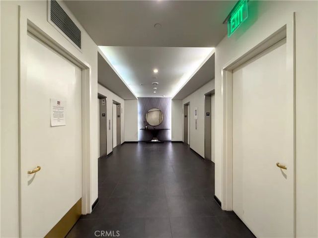 889 Francisco 2502, Los Angeles, CA 90017