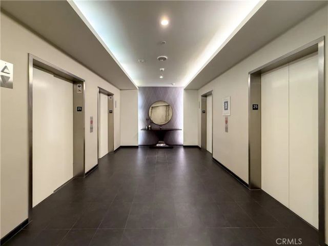 889 Francisco 2502, Los Angeles, CA 90017