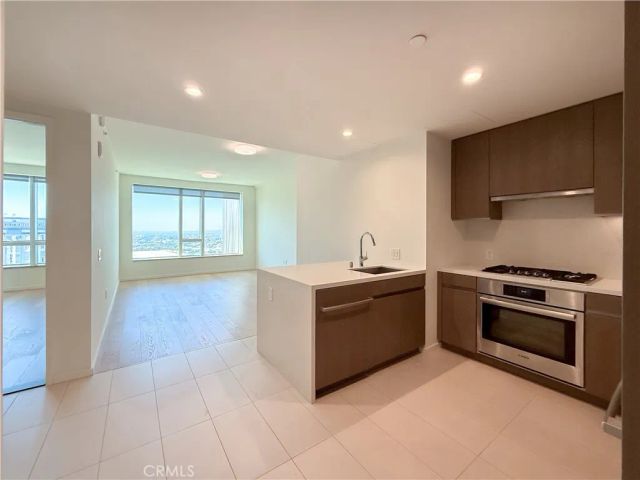 889 Francisco 2502, Los Angeles, CA 90017