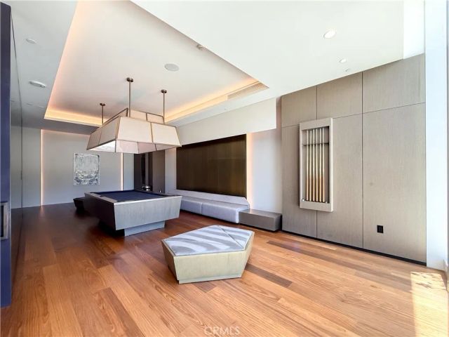 889 Francisco 2502, Los Angeles, CA 90017