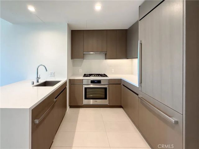 889 Francisco 2502, Los Angeles, CA 90017