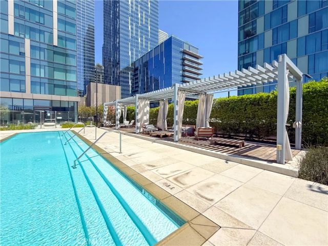 889 Francisco 2502, Los Angeles, CA 90017