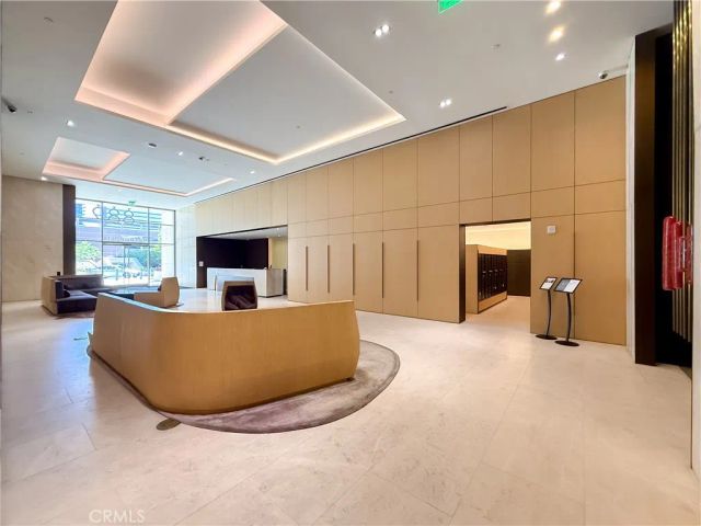 889 Francisco 2502, Los Angeles, CA 90017