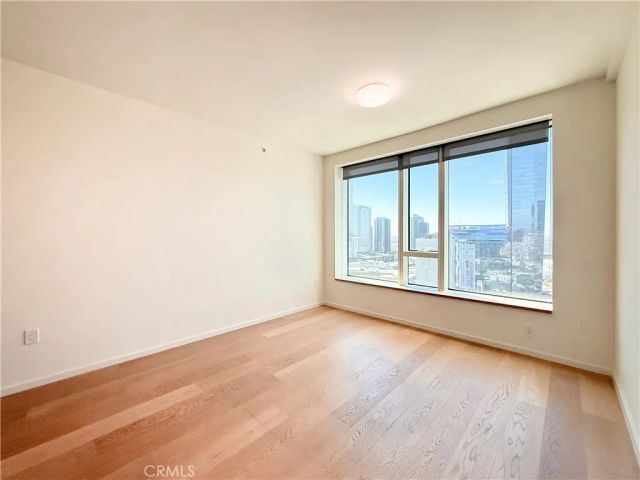 889 Francisco 2502, Los Angeles, CA 90017