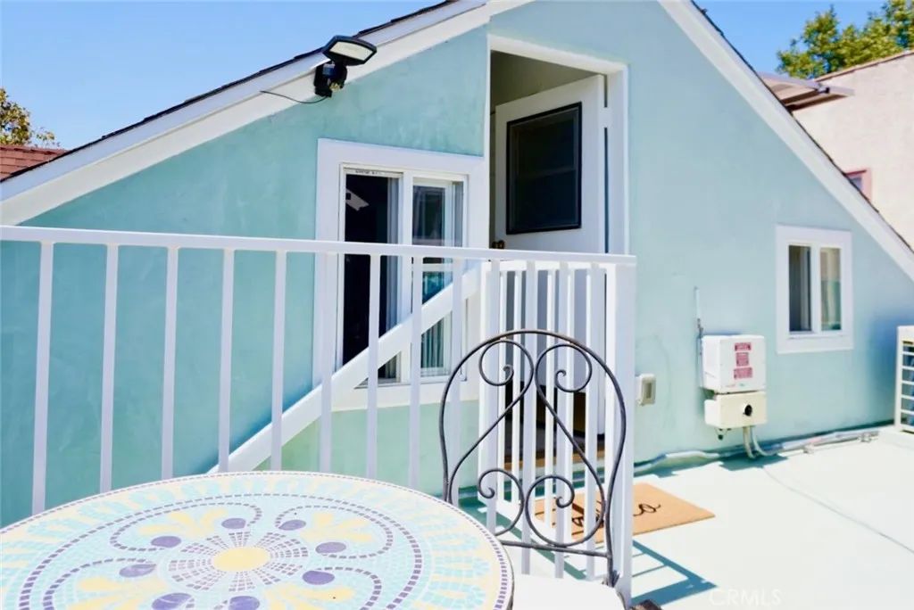 1148 West Boulevard B, Los Angeles, CA 90019