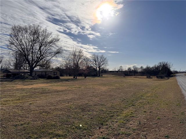 3705 Highway 311, Green Forest, AR 72638