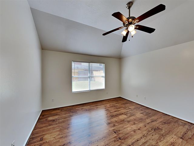 11919 Lois Lane, Pinehurst, TX 77362