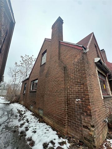 9165 Manor Street, Detroit, MI 48204