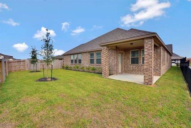 2813 Bernadino Drive, Texas City, TX 77568