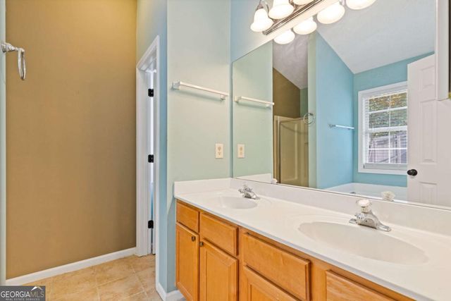 1755 Charleston Oak Circle, Lawrenceville, GA 30043