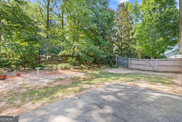 1755 Charleston Oak Circle, Lawrenceville, GA 30043