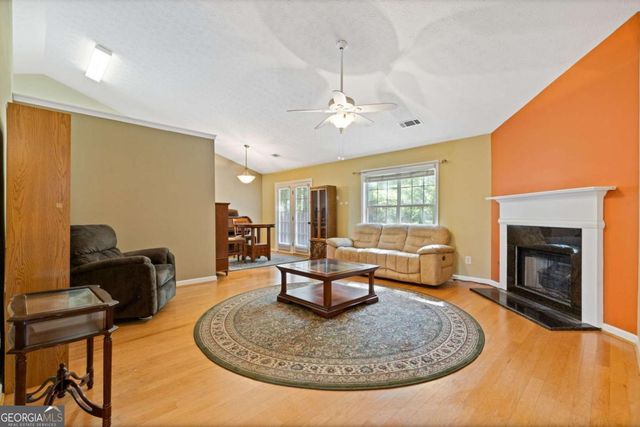 1755 Charleston Oak Circle, Lawrenceville, GA 30043
