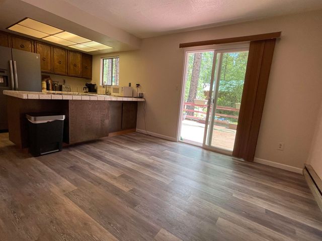 302 Mountain View Road, Calpine, CA 96124