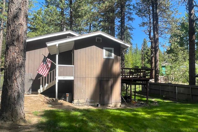 302 Mountain View Road, Calpine, CA 96124