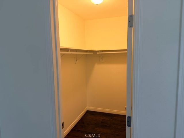 8601 International 265, Canoga Park, CA 91304