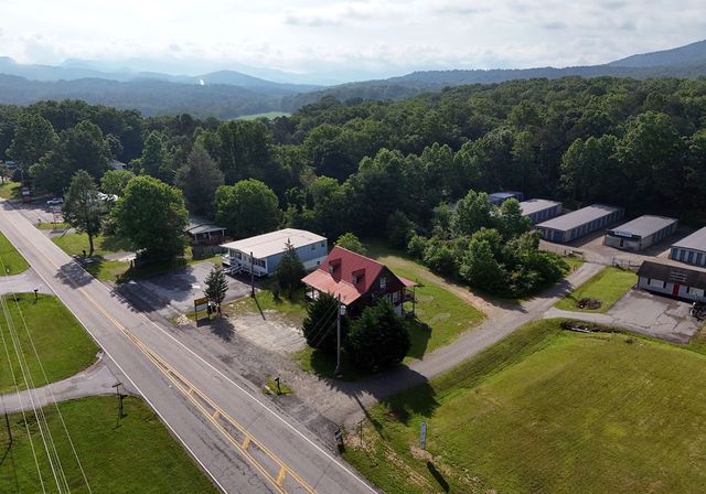 1609 Blue Ridge Hwy, Blairsville, GA 30512