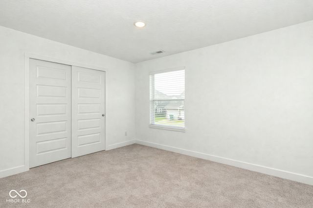 7199 Governors Row, Avon, IN 46123